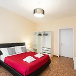 Apartment Domus Leo