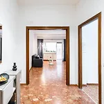 Domus Leo