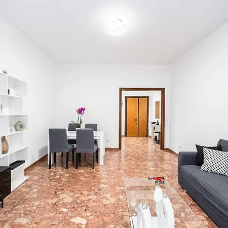 Domus Leo